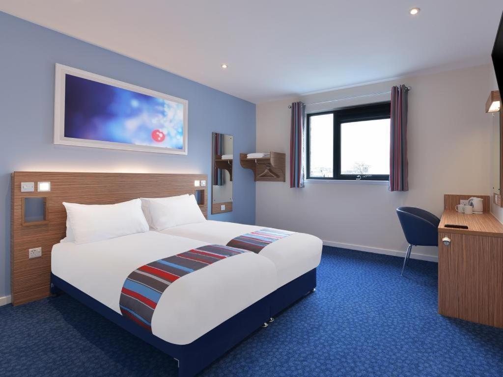 Travelodge London Wembley Exterior foto