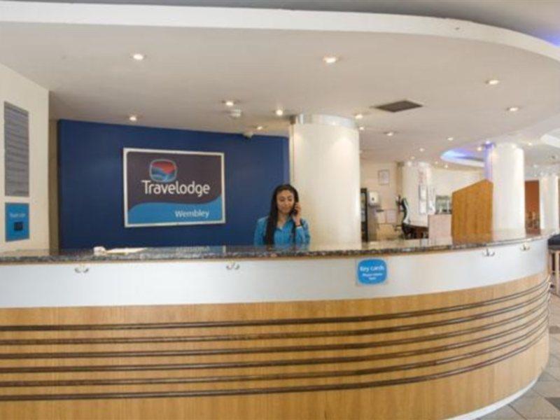 Travelodge London Wembley Exterior foto