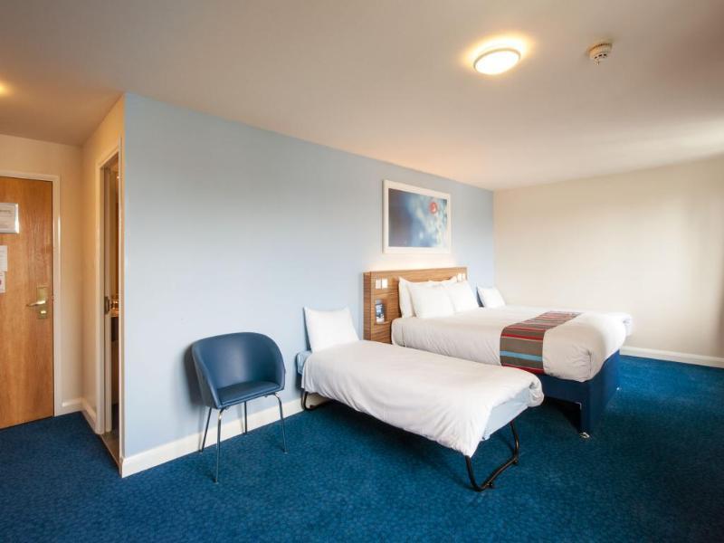 Travelodge London Wembley Exterior foto