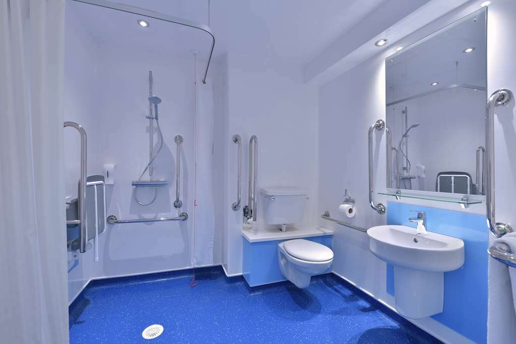 Travelodge London Wembley Zimmer foto